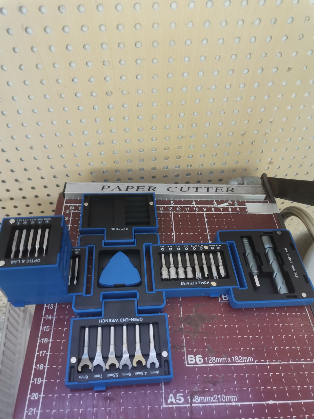55-in-1 Precision Screwdriver Set, Mini Multifunctional Screwdriver Kit for Repairing Mobile Phones, Watches, and Computers